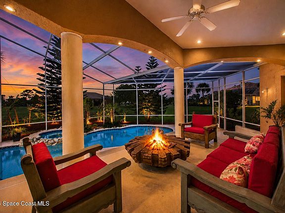 3rd image of 909 Preakness Pl
