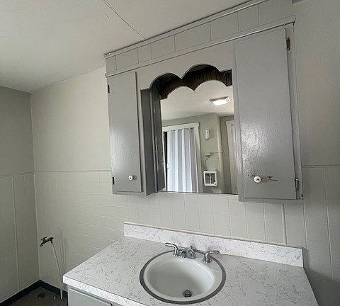 2nd image of 212 State St APT 7