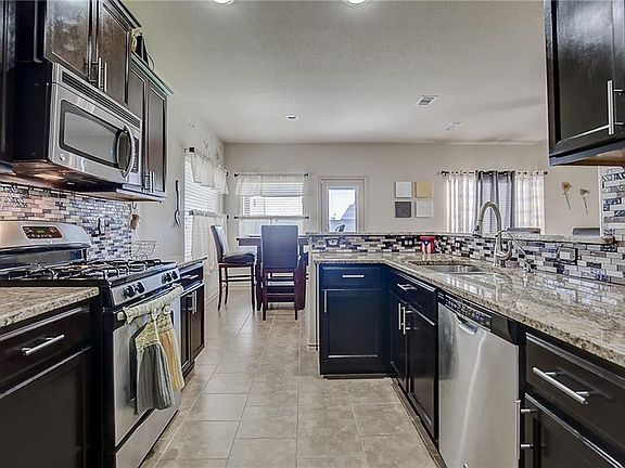 5th image of 6916 Millwood St