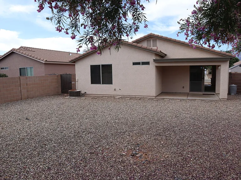 3011 Copper Pointe Dr — Photo 28
