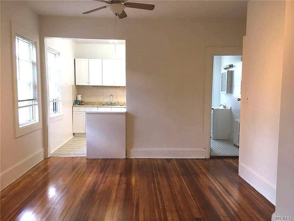 1st image of 13-27 College Point Blvd #2B