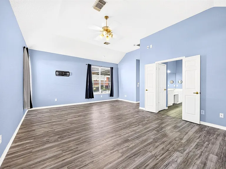 11214 Hillside Glen Trl — Photo 23