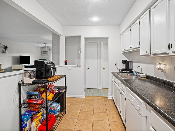 2nd image of 836 E Old Willow Rd APT 209