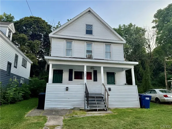 707 Spring St, Syracuse, NY 13208