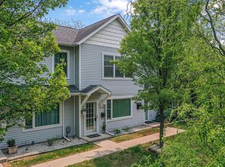 715 Lake Ave #17-C, Traverse City, MI 49684