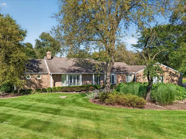 28 Beechnut Dr, South Barrington, IL 60010
