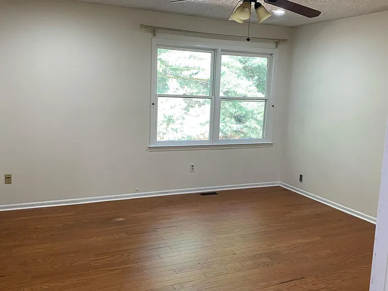 81 Woodmere Dr — Photo 19