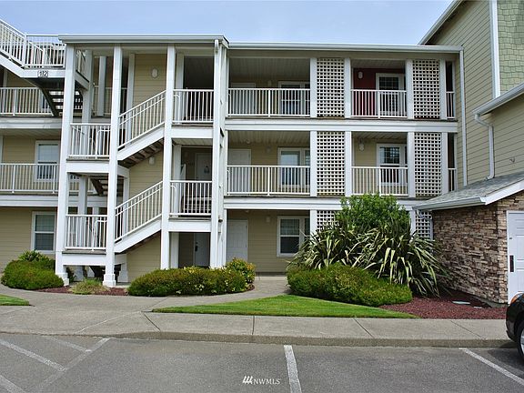 2nd image of 1600 Ocean Ave #1213