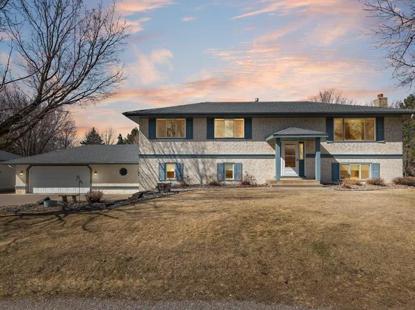 22420 Rush Creek Dr, Rogers, MN 55374