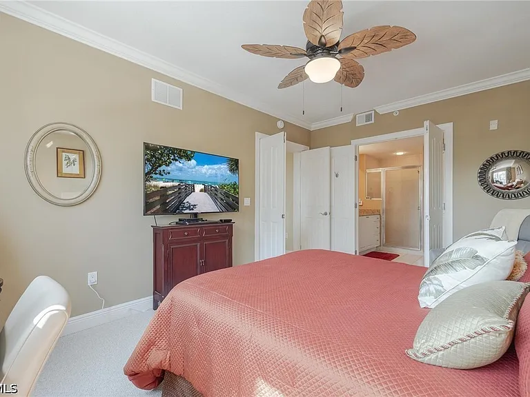 2825 Palm Beach Blvd #214 — Photo 8