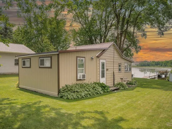 37371 657th Ave, Watkins, MN 55389