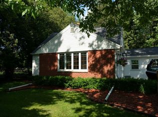 2138 Riverside Dr, Green Bay, WI 54313
