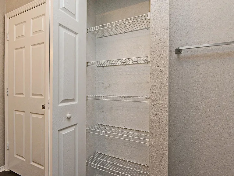 826 Camargo Way #305 — Photo 34