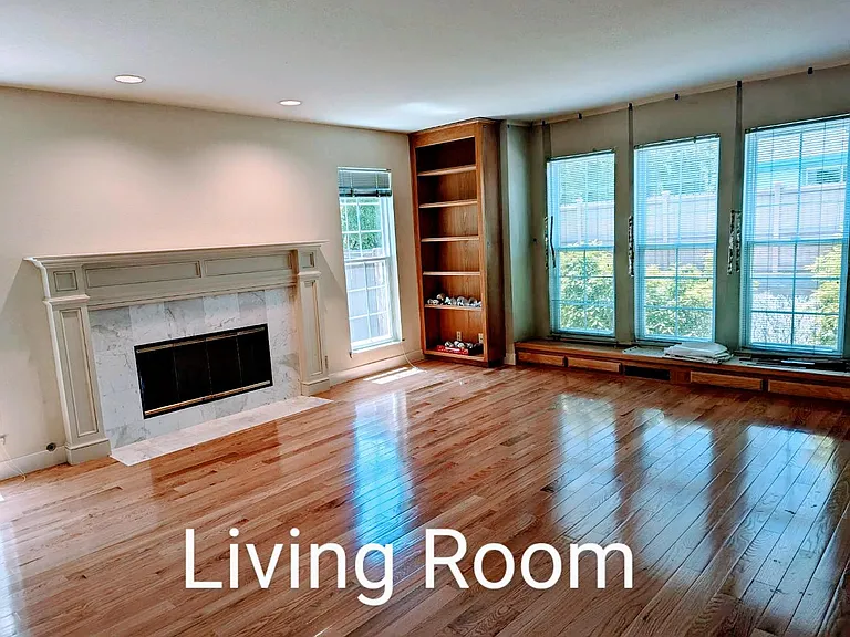 10320 Tula Ln — Photo 4