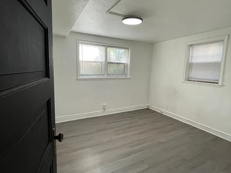 2650 Cottage Grove Ave — Photo 26