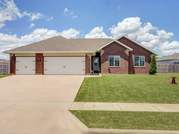 4531 W Somerset Drive, Battlefield, MO 65619