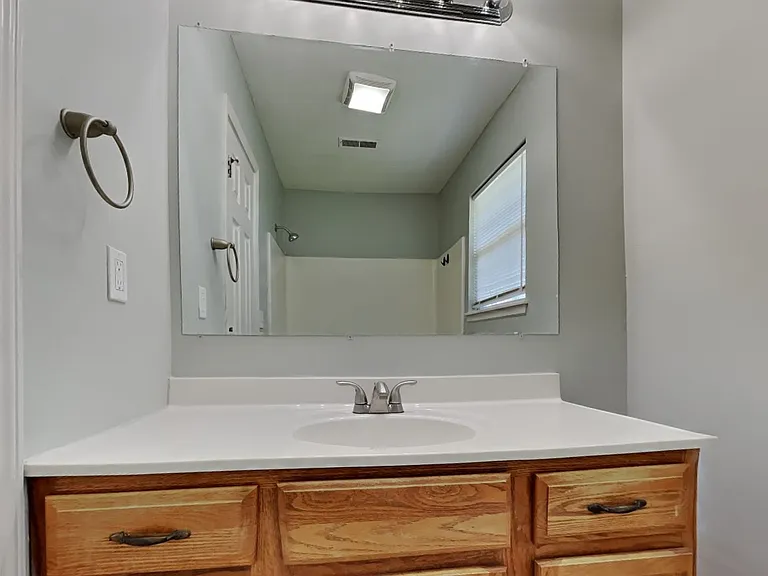 4219 Woodland Ave — Photo 17