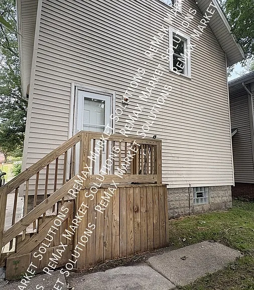 1343 Manchester Rd — Photo 16