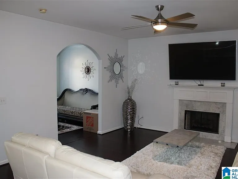 5501 Colony Ln — Photo 4