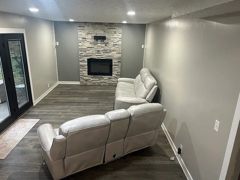 801 Buckboard Blvd — Photo 3