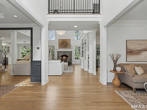 4th image of 12 Ledge Road