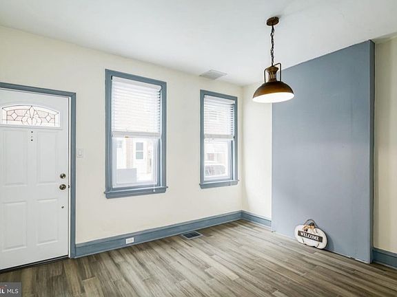 4th image of 3145 Tilton St