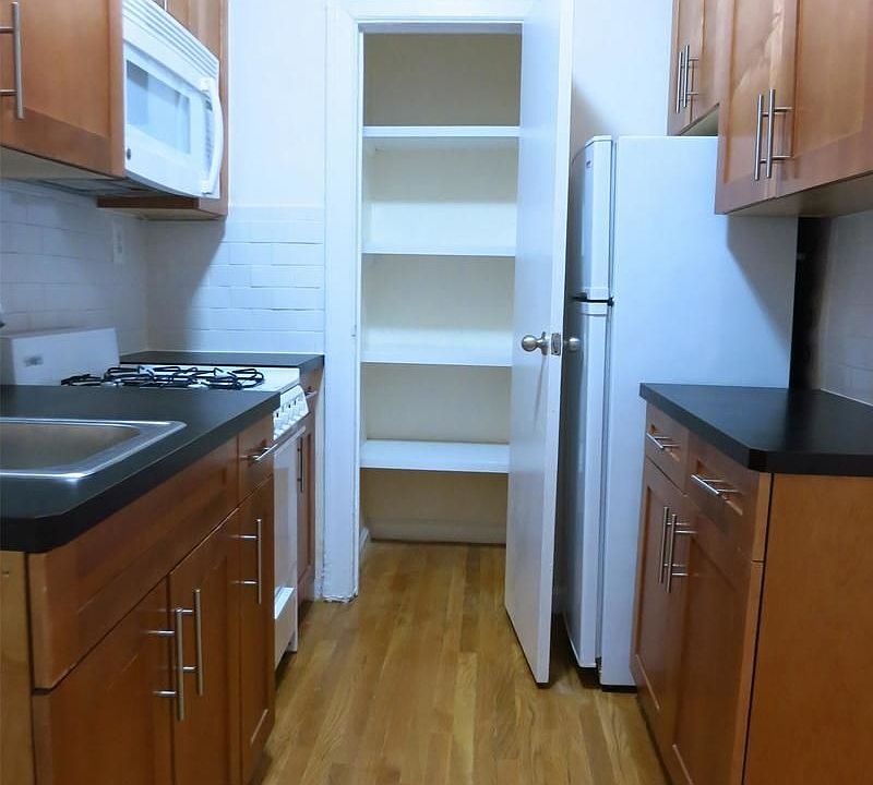 1st image of 520 E 79th St APT 2E