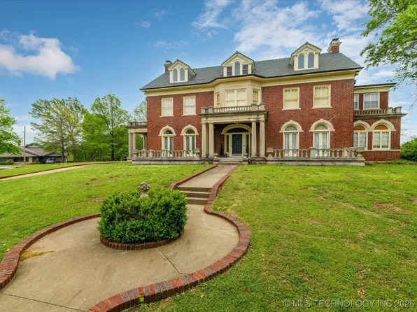 535 E 14th St, Bartlesville, OK 74003