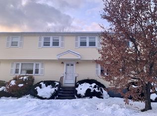 6 Keith Cir #6A, Woburn, MA 01801