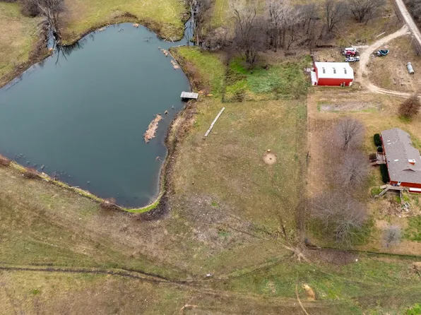 10010 Highway K16, Holton, KS 66436