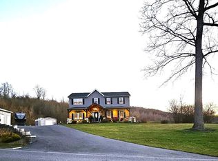 91 Lee Spring Rd, Blandon, PA 19510