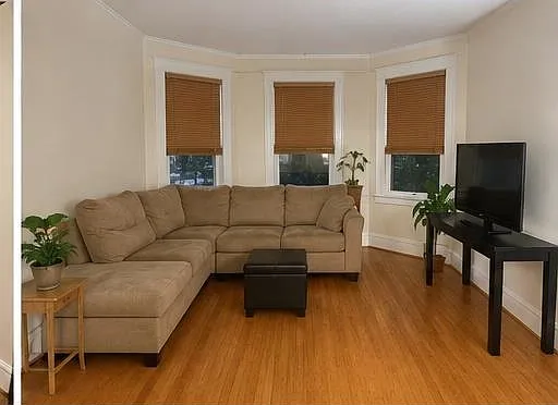 514 Cross St #2 — Photo 3