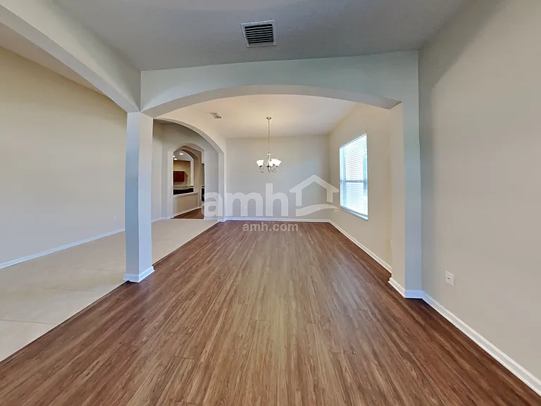 7330 Crescent Palm Dr — Photo 7