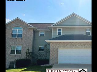 3507 Leeds Castle Dr, Green Bay, WI 54313