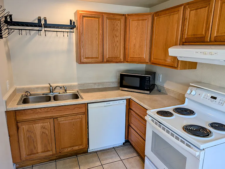 10613 Sheridan Ave S — Photo 14