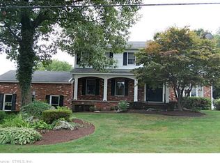34 Thendara Dr, Waterbury, CT 06708