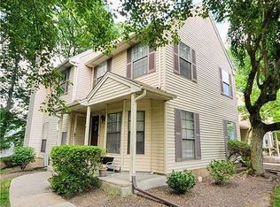 1701 Timber Oaks Rd, Edison, NJ 08820