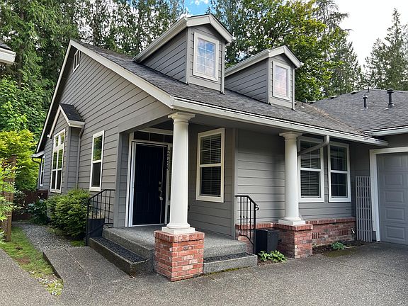 3rd image of 24429 NE Vine Maple Way