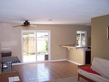 2nd image of 728 W Lincoln Ave APT 121