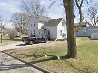 546 4th Ave SE #2, Hutchinson, MN 55350