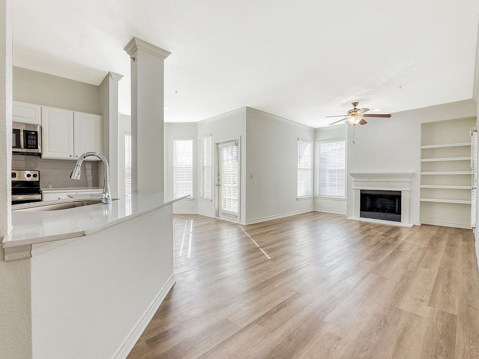 Open concept floor plans with built in shelving.