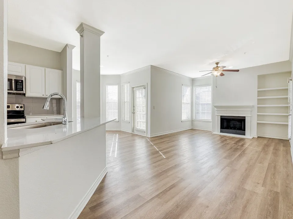 Open concept floor plans with built in shelving.