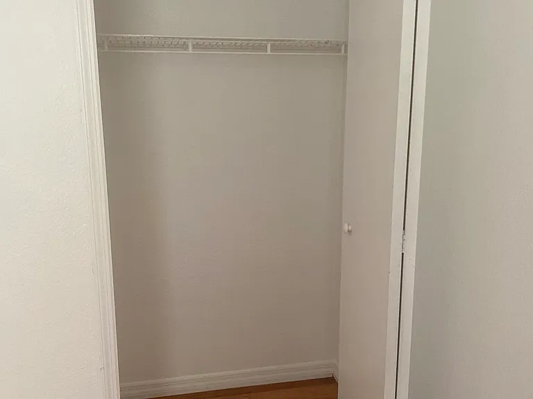 526 Loomis Trl — Photo 14