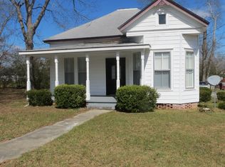 85 Carp Dr, Wetumpka, AL 36092