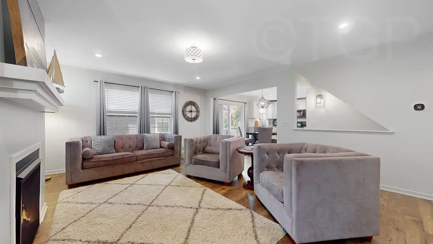 4 bed, 3.0 bath, 2669 sqft, $6,939 — Photo 4