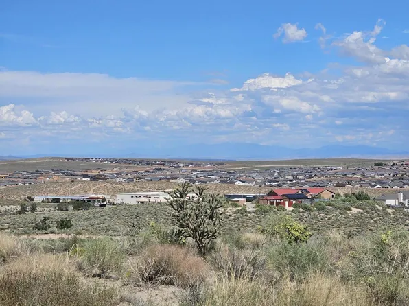 804 Acebo NE, Rio Rancho, NM 87124