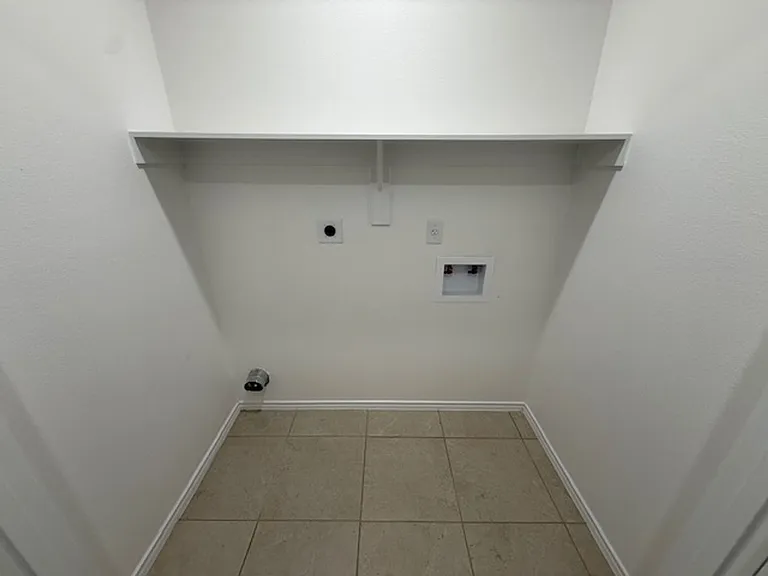 3510 Pascual De Leon Dr — Photo 10