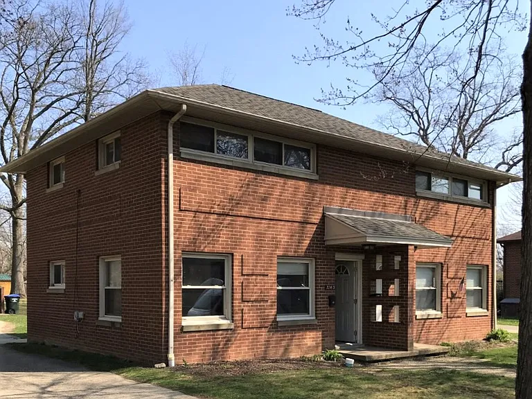 1163 Highland Ave — Photo 1