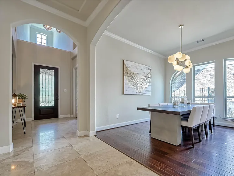 210 Hearthshire Cir — Photo 4