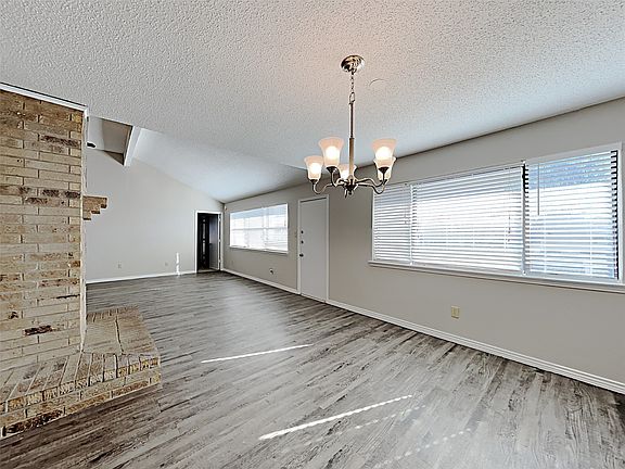 5th image of 3404 Vine Rdg